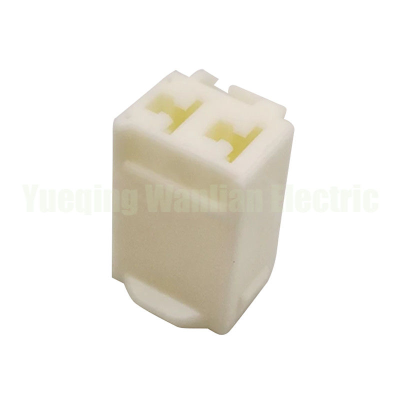 2 Pin 7283-3020 MG652500 Phụ nữ ô tô đầu nối cắm vỏ và đầu nối được cung cấp