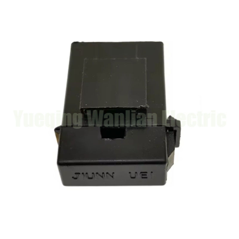 BX2017 Máy trung bình Fuse Holder Connector Plug Auto Insurance Socket Đen đèn pha phía trước