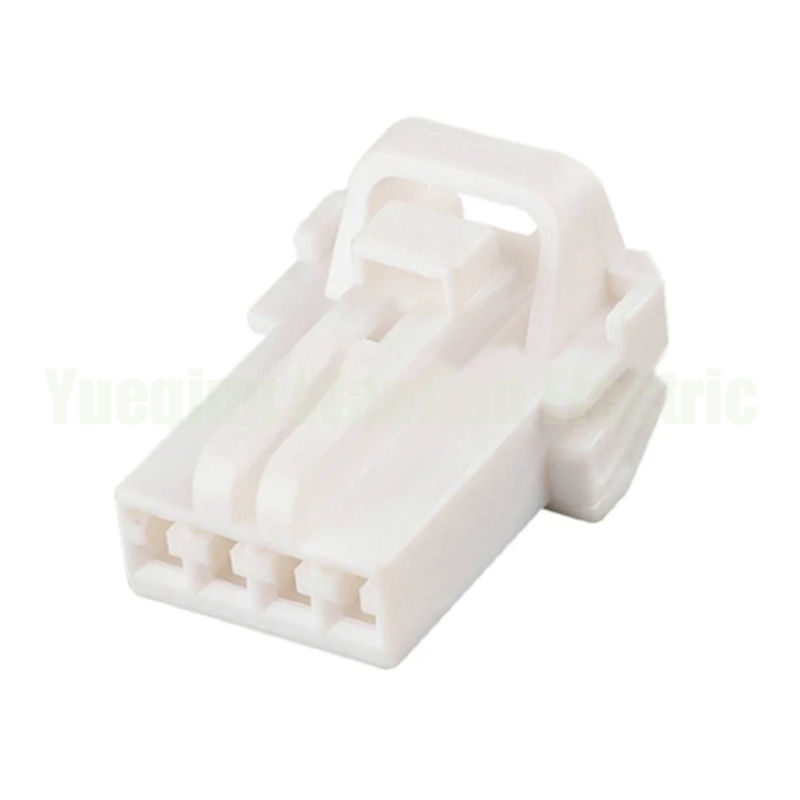 4 Pin MG611275 PH855-04010 ô tô nữ Docking không niêm phong dây thắt dây chuyền ổ cắm AC Assembly