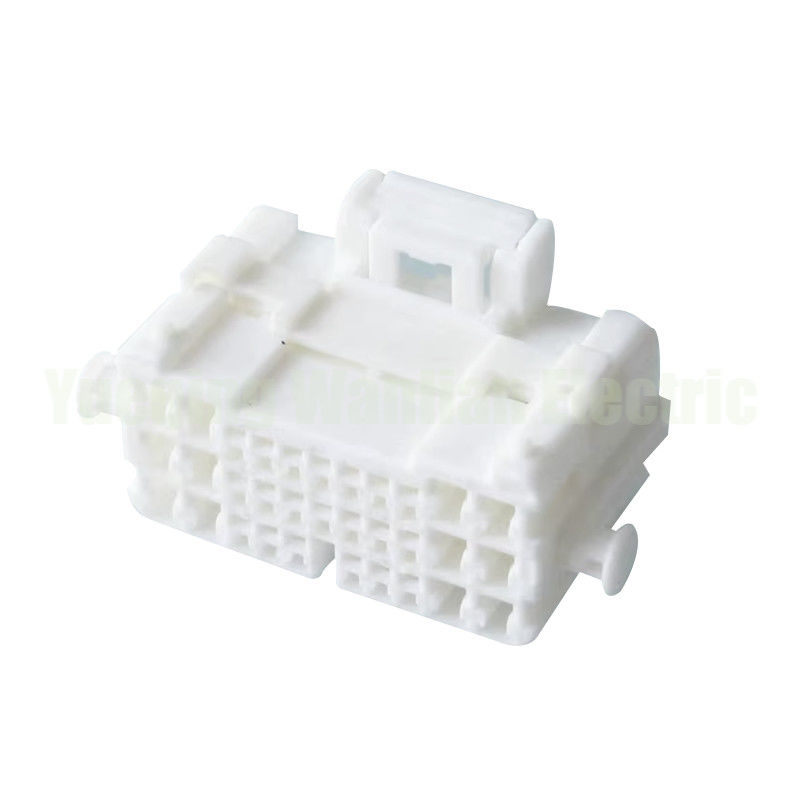 32 Pin MG651711 Cáp kết nối điện ô tô Cắm cắm ô tô Cắm cắm nhựa