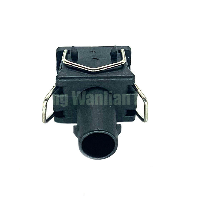 1 Pin 357972771 Cáp kết nối ô tô dây buộc ổ cắm ô tô Lượng điện lớn kết nối chống nước