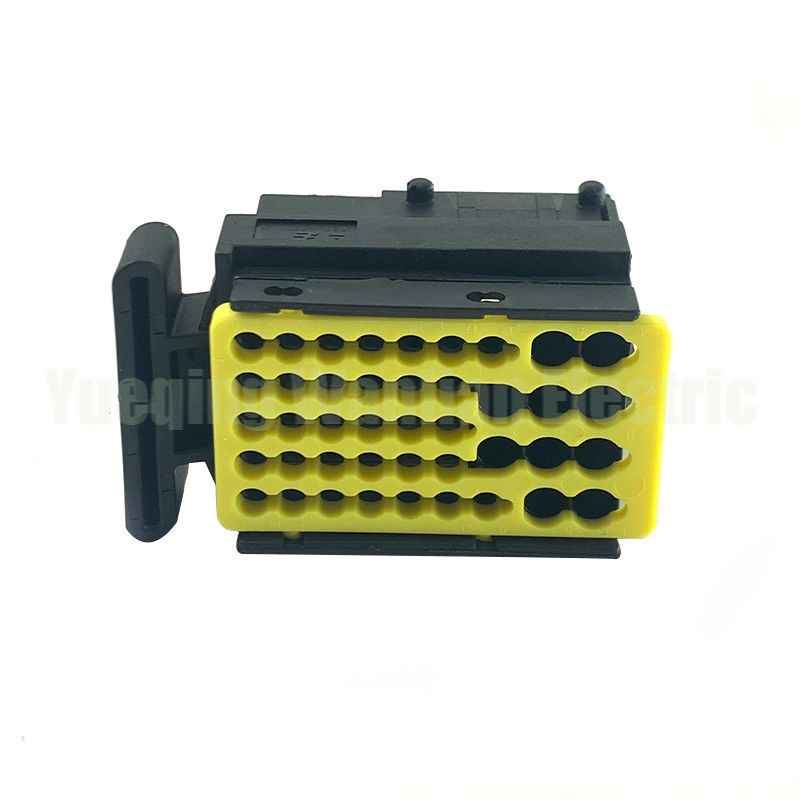42 Pin 936421-2 Máy xe điện ECU Connector Đen Phụ nữ Không thấm nước