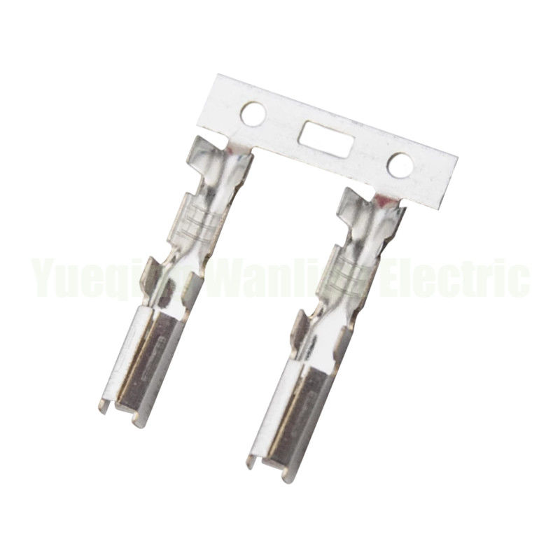 DJ624B-1.8B Phụ nữ dây kết nối Máy cắm đầu cuối ô tô Socket Fuse Box Wire Harness Soft Jacket